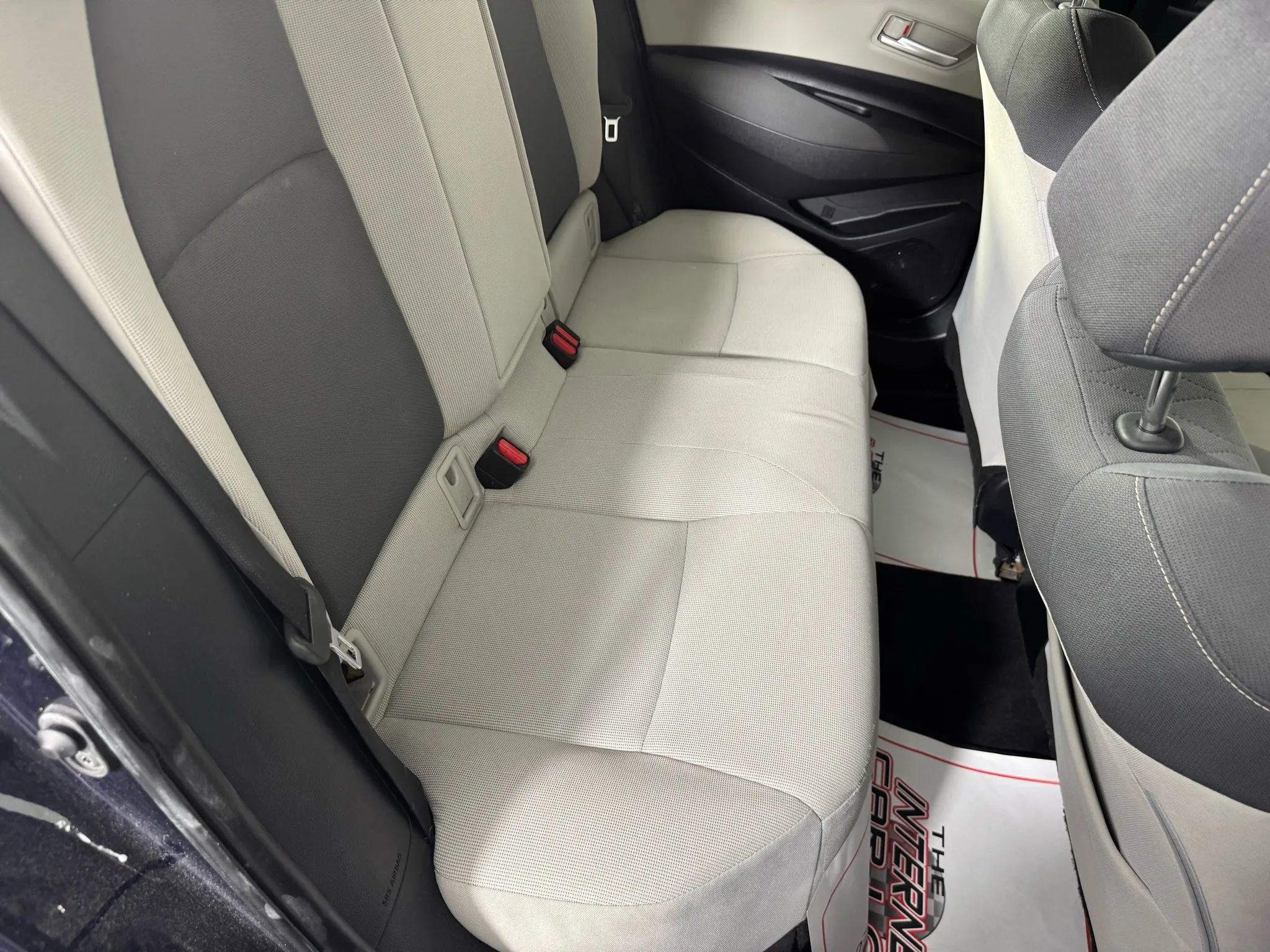 Used 2021 Toyota Corolla LE image 36