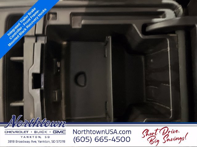 Used 2015 GMC Sierra 1500 SLT w/ SLT Preferred Package AWD/4WD image 25