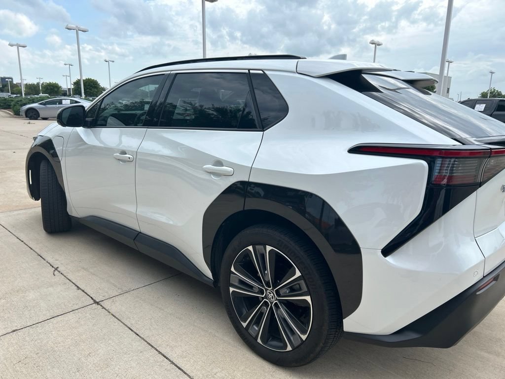 Certified 2023 Toyota bZ4X AWD w/ Weather Package image 5