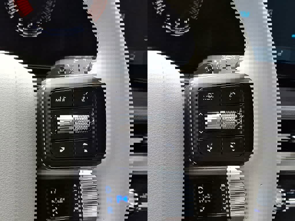 Used 2025 Hyundai Santa Fe SEL image 20