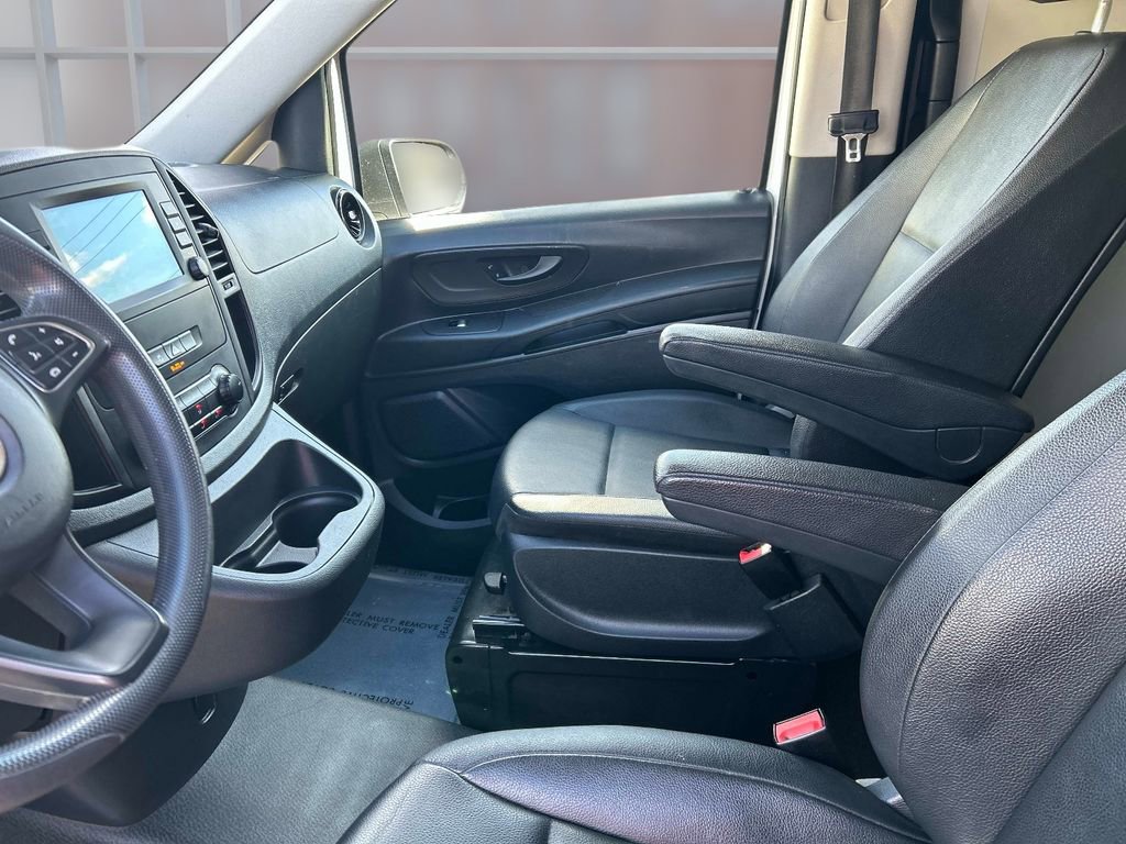 Used 2023 Mercedes-Benz Metris image 20