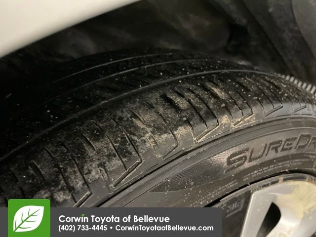 Used 2016 Toyota Prius Four Touring image 27