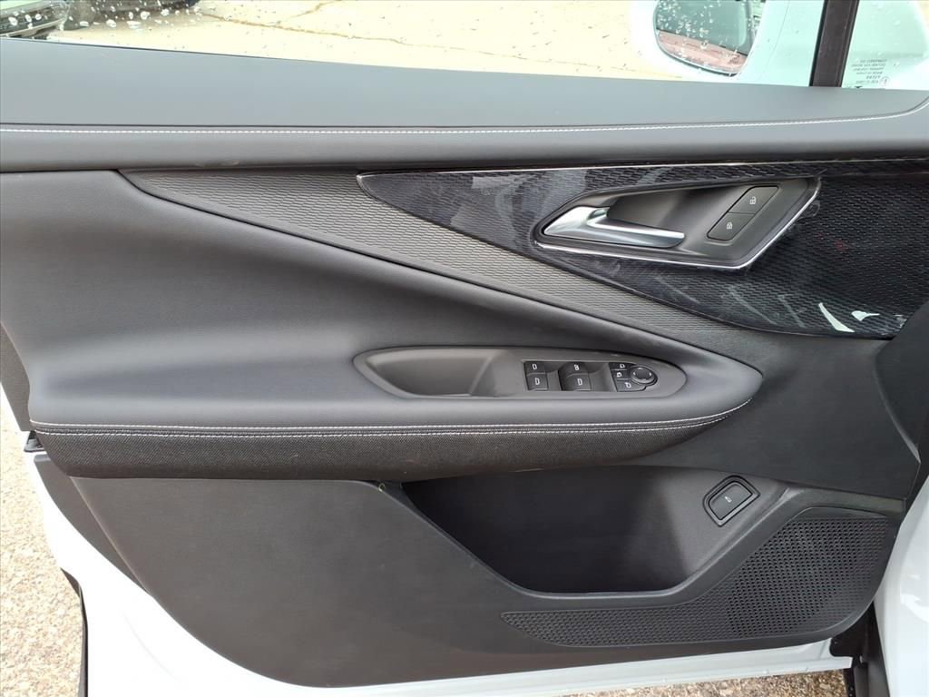 New 2026 Chevrolet Blazer EV LT image 12