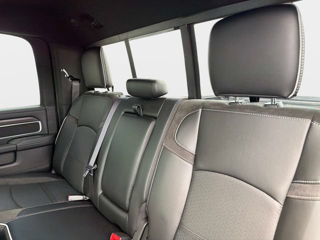 Used 2026 RAM 2500 Laramie AWD/4WD image 12