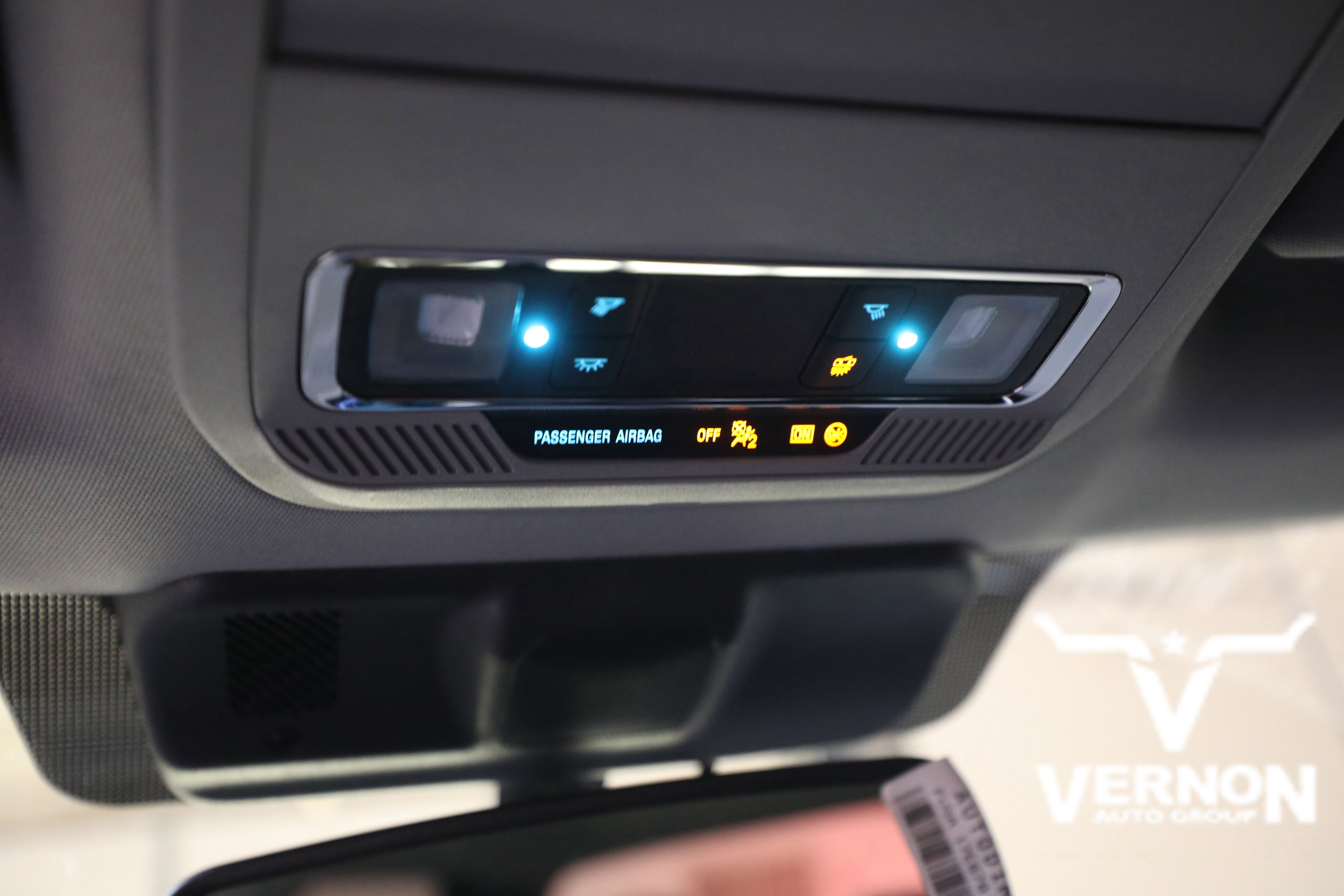 New 2026 Ford F250 Lariat w/ Black Appearance Package image 27