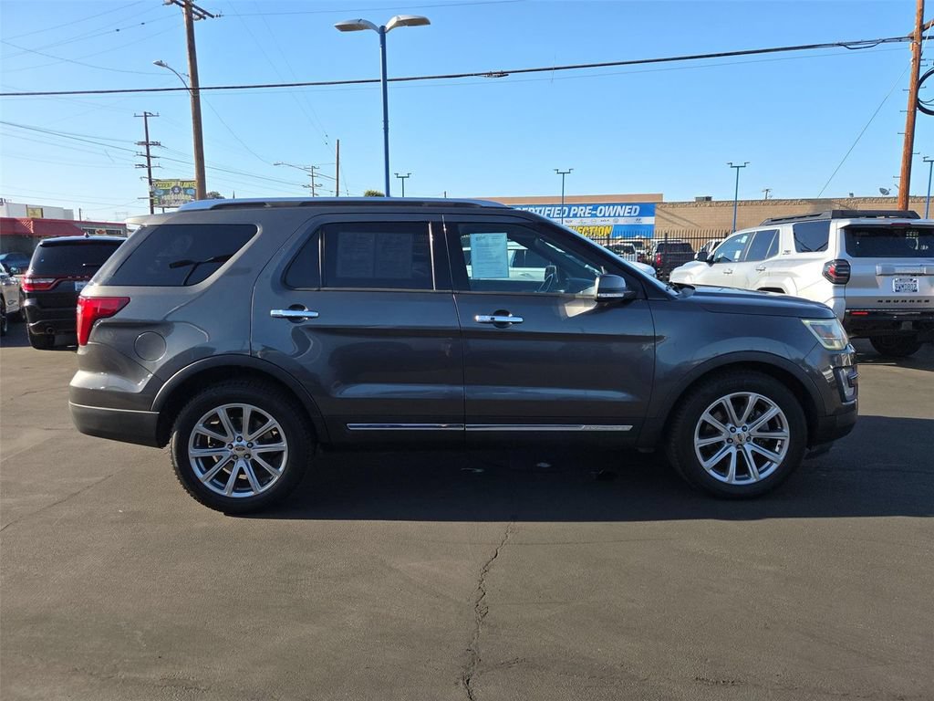 Used 2017 Ford Explorer Limited AWD/4WD image 29