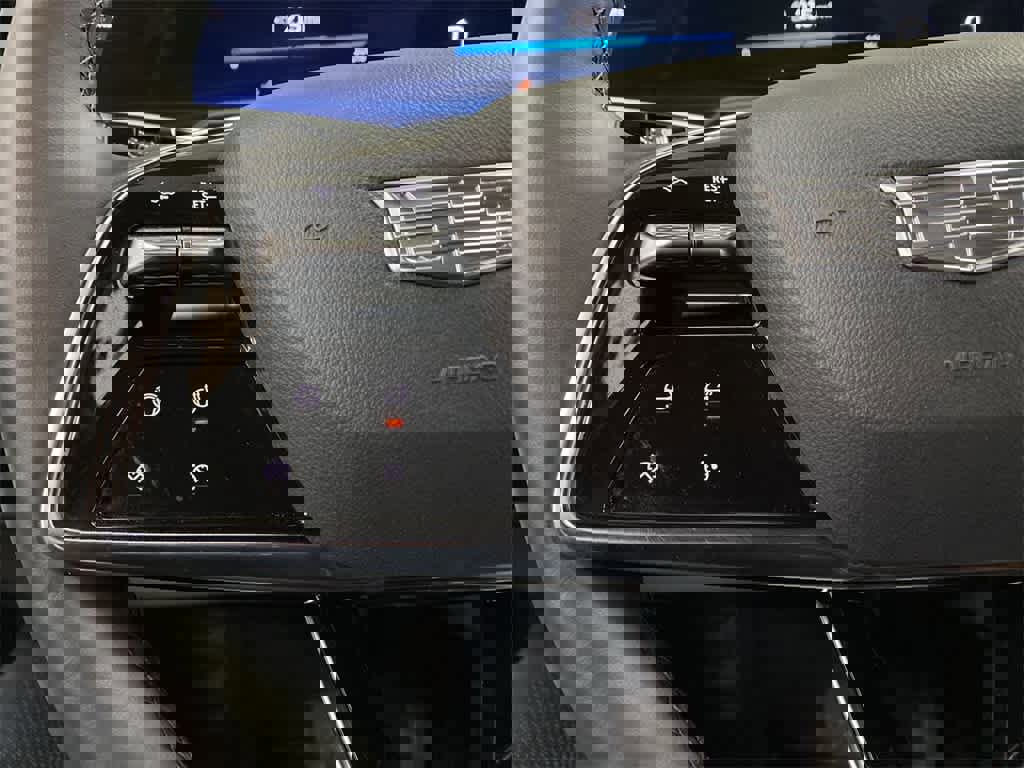 Certified 2025 Cadillac Lyriq Luxury image 21