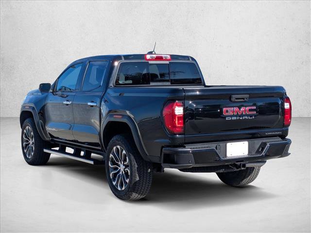 Used 2023 GMC Canyon Denali image 7