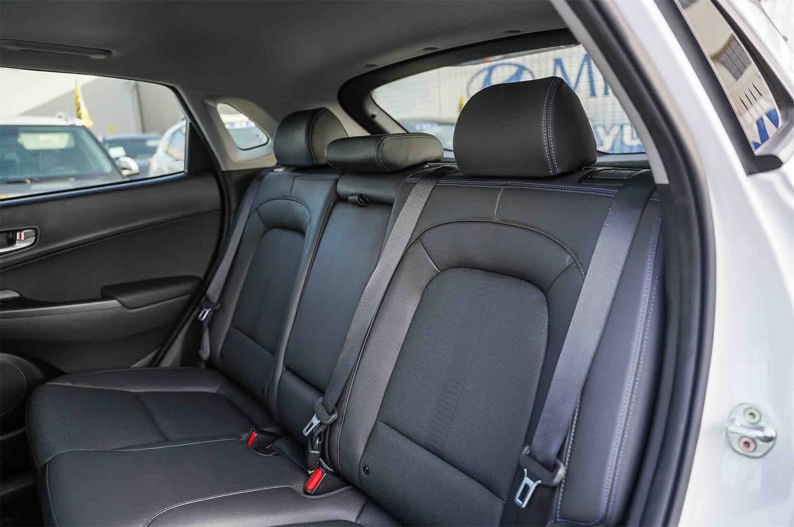 Certified 2022 Hyundai Kona Limited image 19