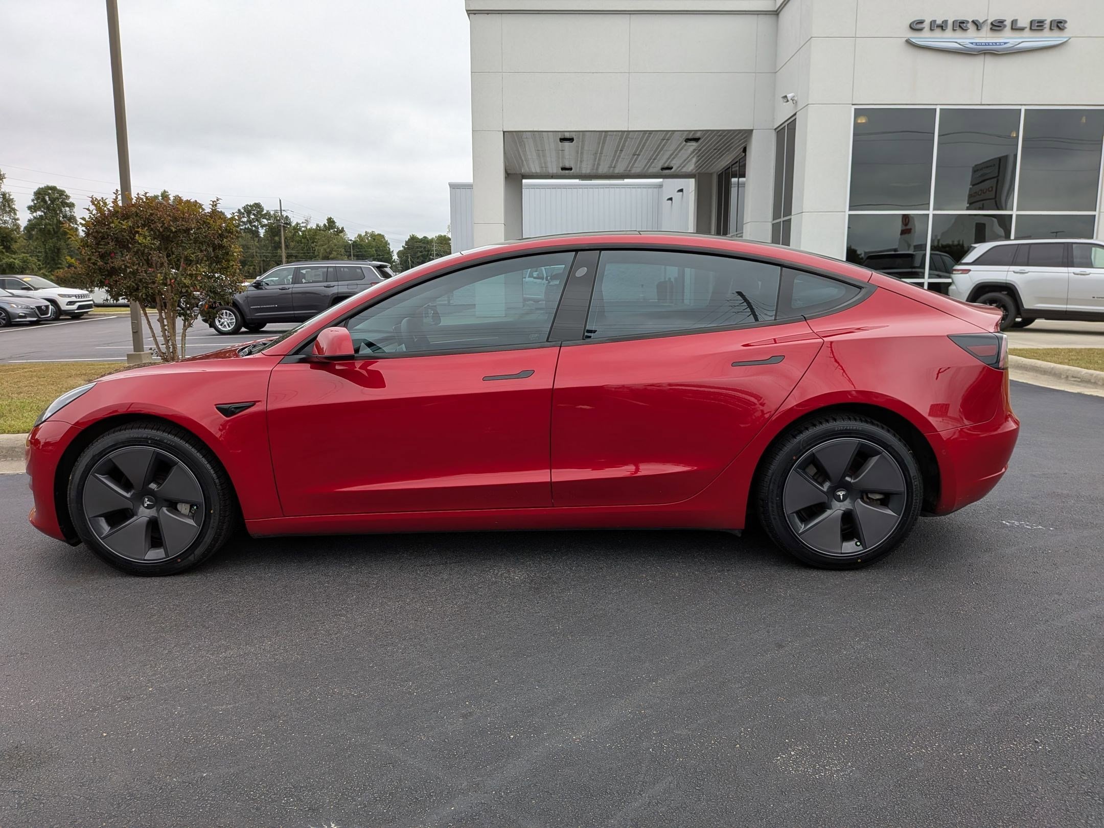 Used 2022 Tesla Model 3 Long Range image 8