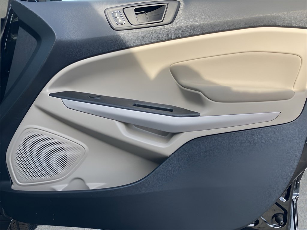 Used 2022 Ford EcoSport S image 39