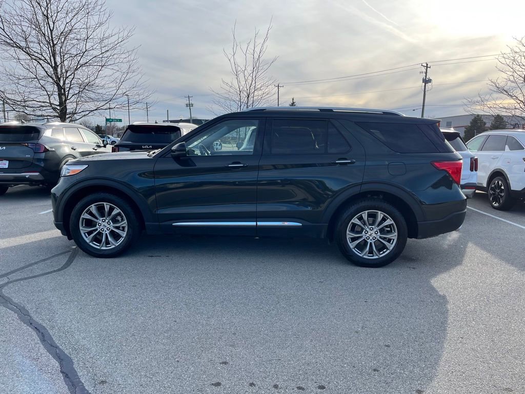 Used 2022 Ford Explorer Limited w/ Equipment Group 301A image 4