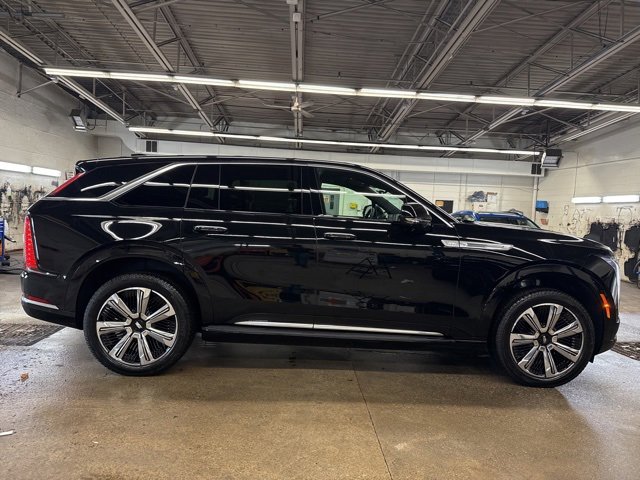 Used 2025 Cadillac Escalade IQ Luxury 1 image 7