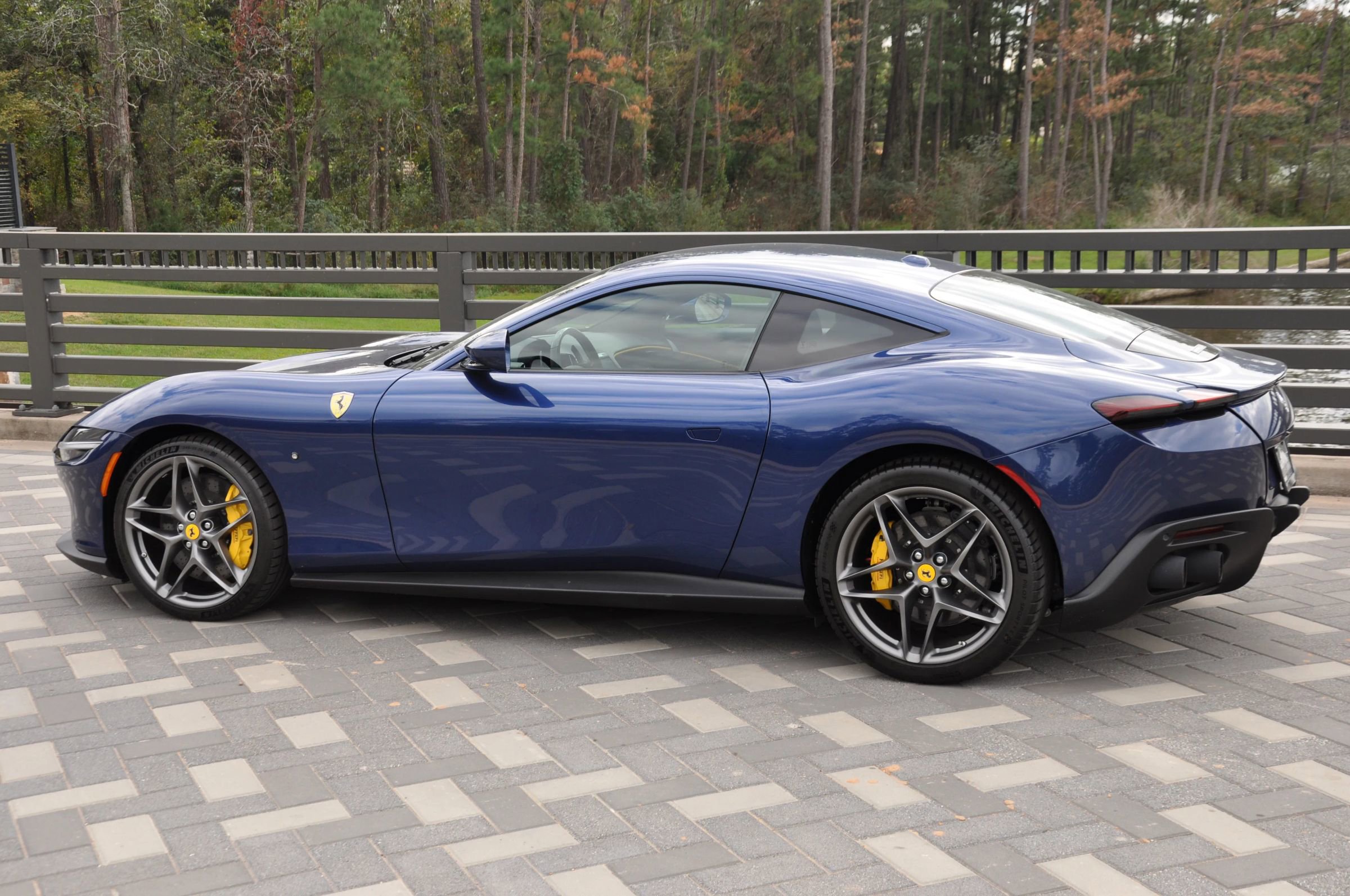 Used 2022 Ferrari Roma image 6