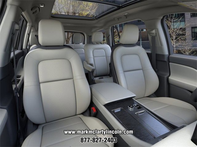 New 2026 Lincoln Aviator AWD image 10