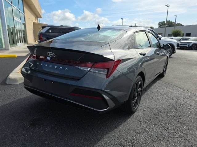 Certified 2026 Hyundai Elantra Sport FWD image 4