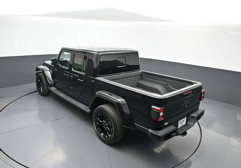 Used 2022 Jeep Gladiator Overland image 41