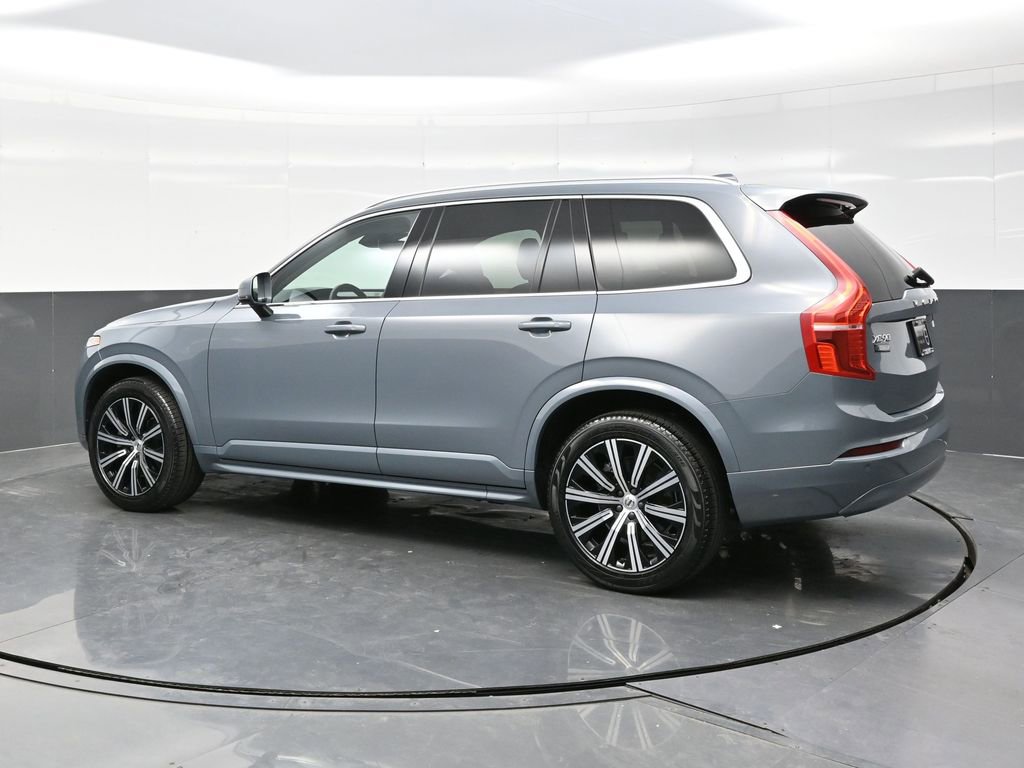 Used 2023 Volvo XC90 B6 Core w/ Climate Package image 4