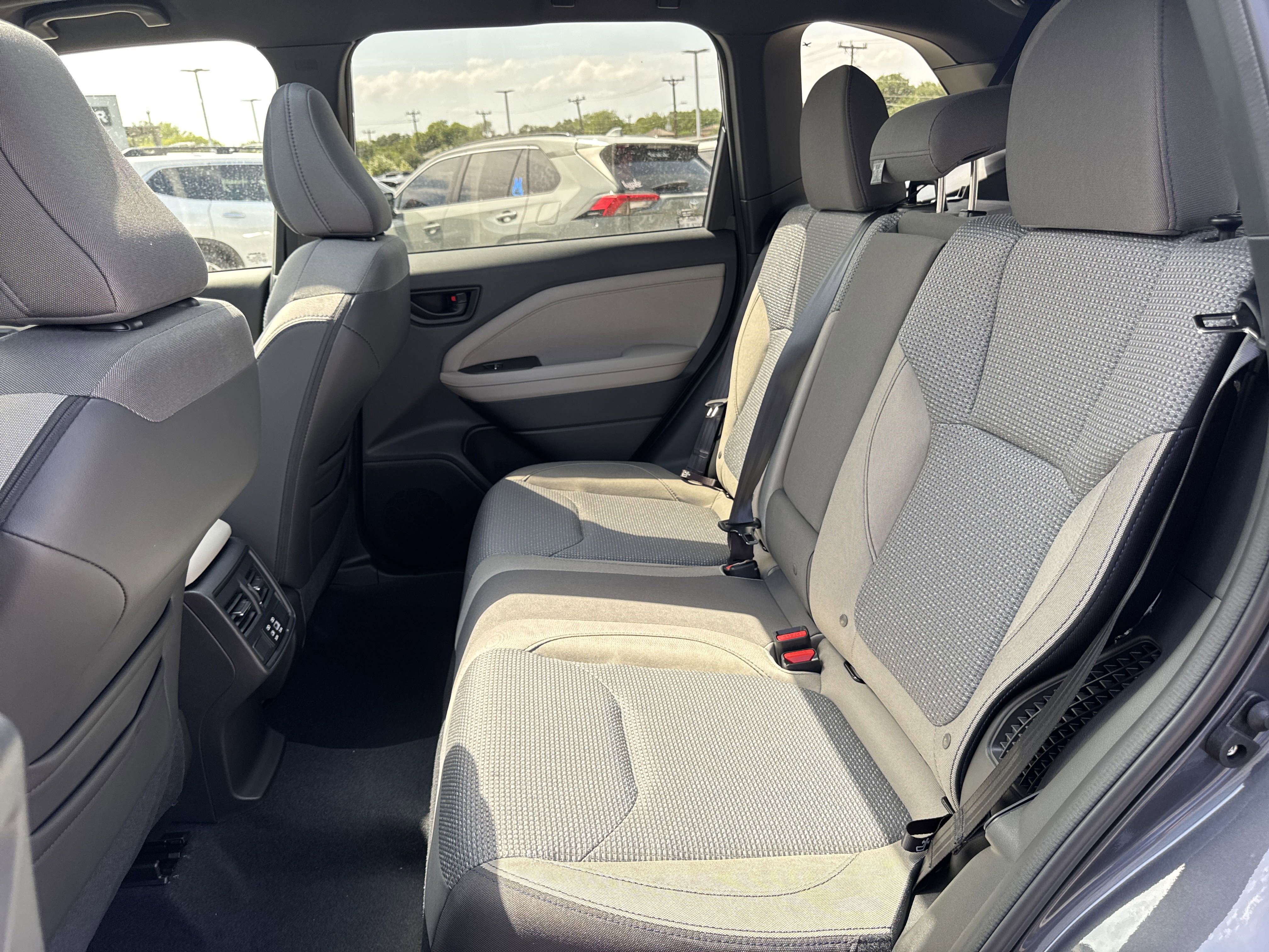 New 2025 Subaru Forester Premium image 31