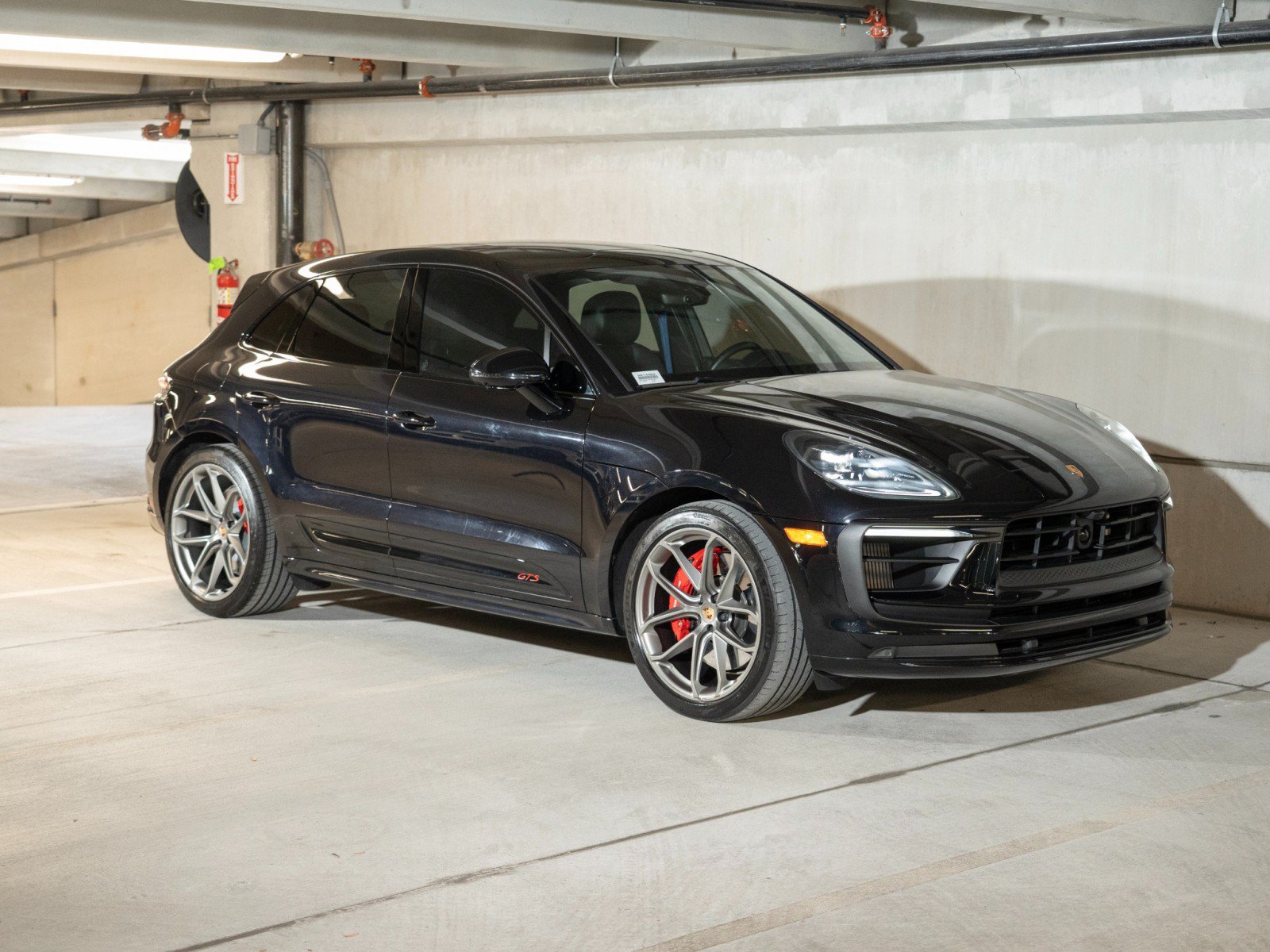 Certified 2024 Porsche Macan GTS AWD/4WD image 7