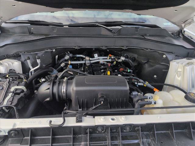 Used 2024 Ford Explorer XLT w/ Equipment Group 202A image 24