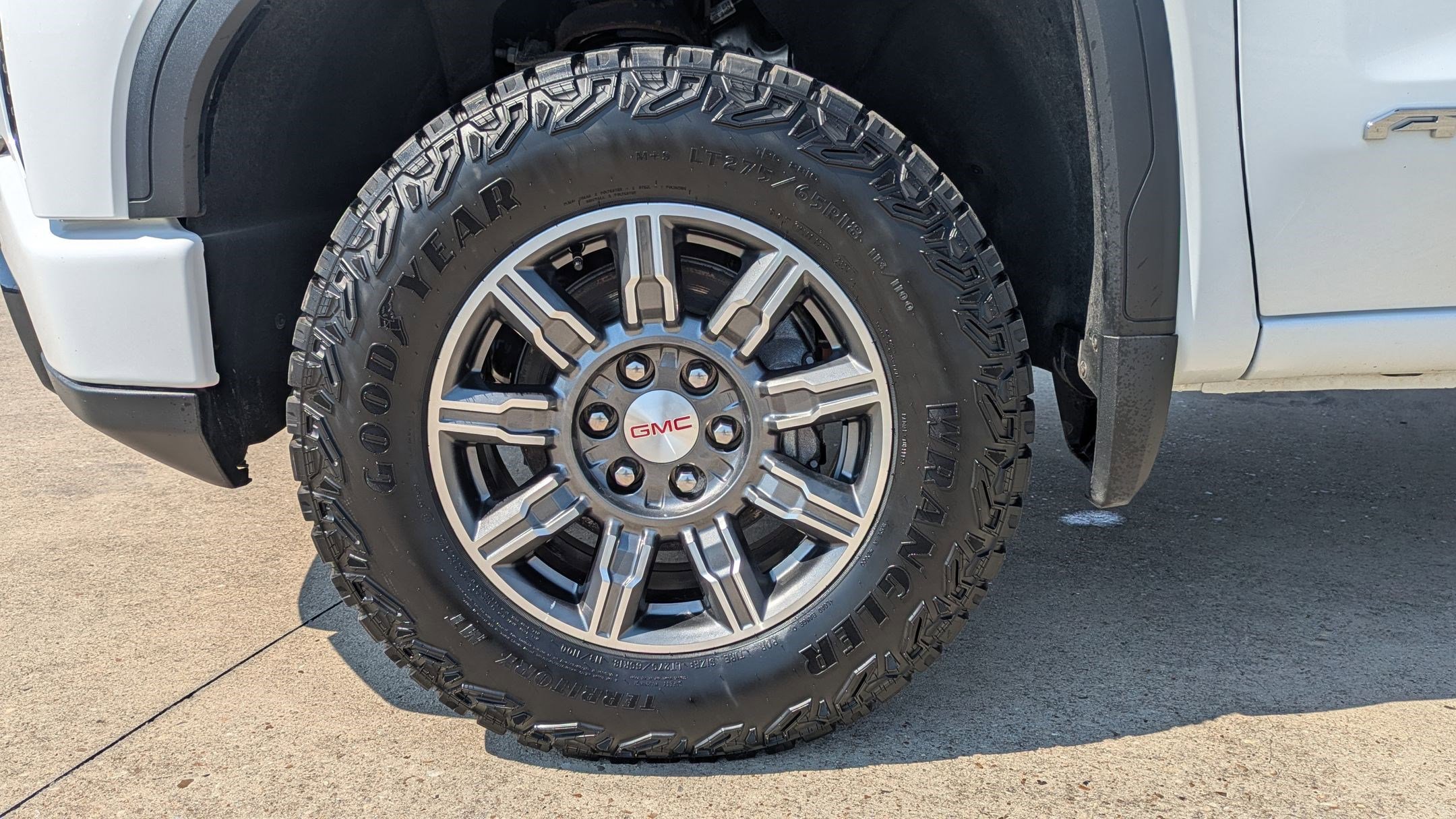 Used 2024 GMC Sierra 1500 AT4 image 14