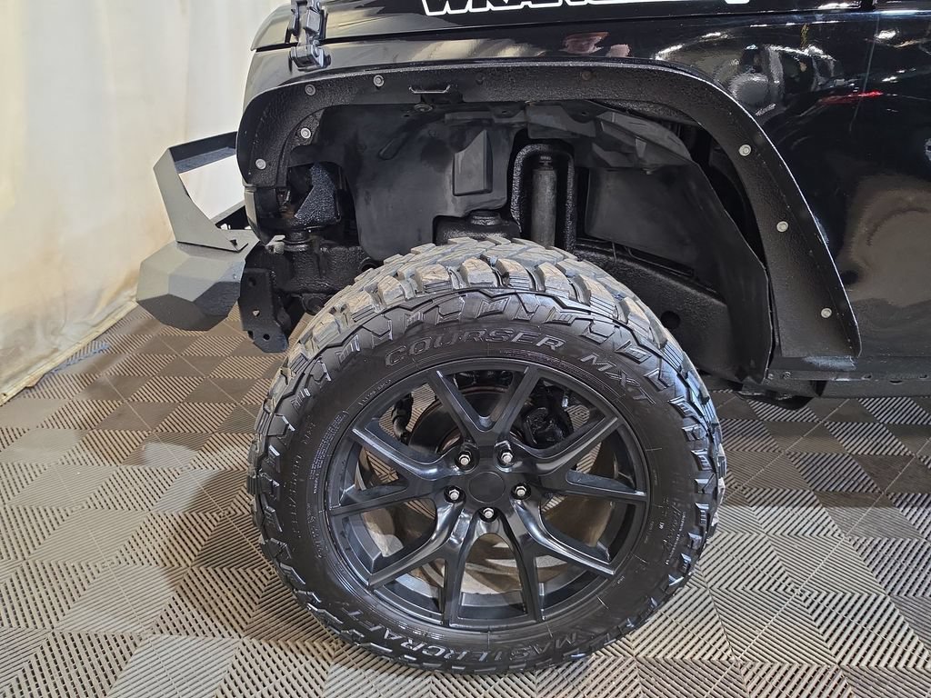 Used 2015 Jeep Wrangler Sport AWD/4WD image 18