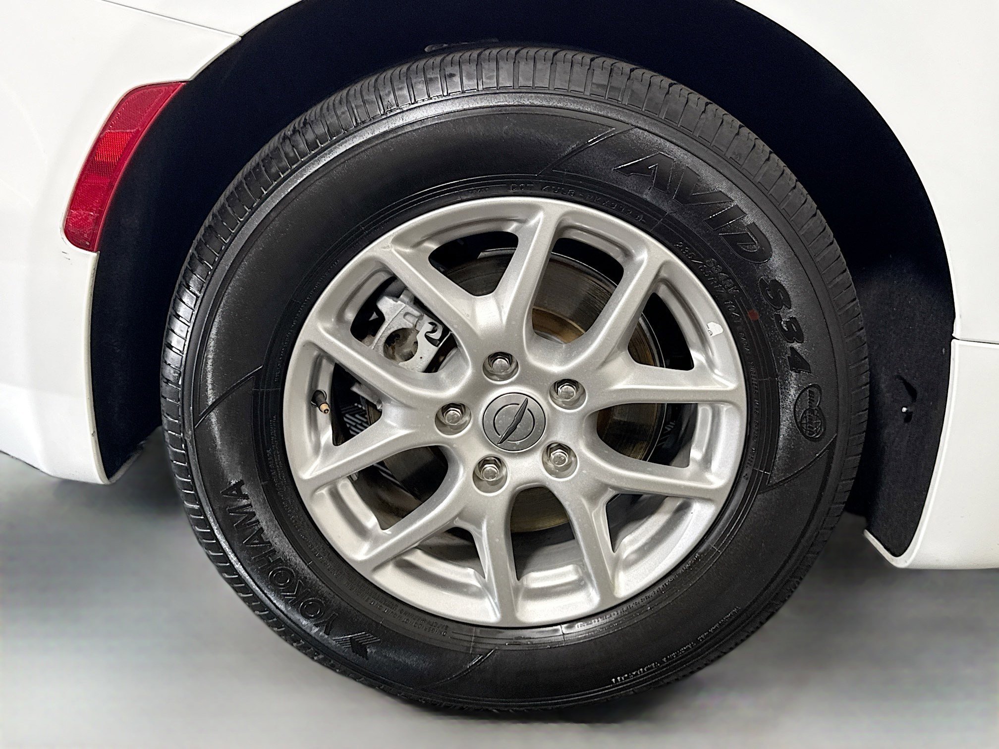 Used 2024 Chrysler Pacifica Touring-L FWD image 33