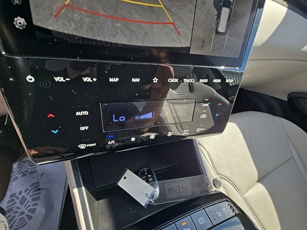 Used 2023 Hyundai Tucson Limited AWD/4WD image 22