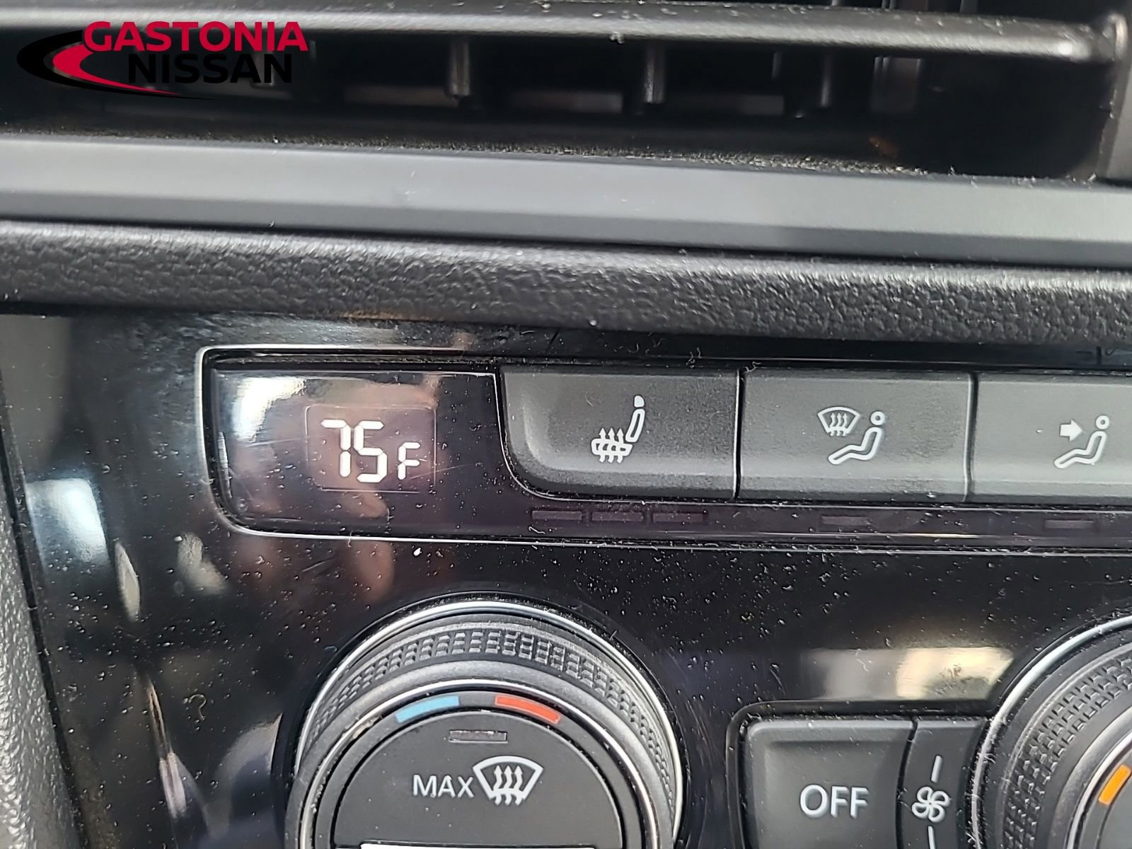 Used 2024 Volkswagen Jetta SE image 41