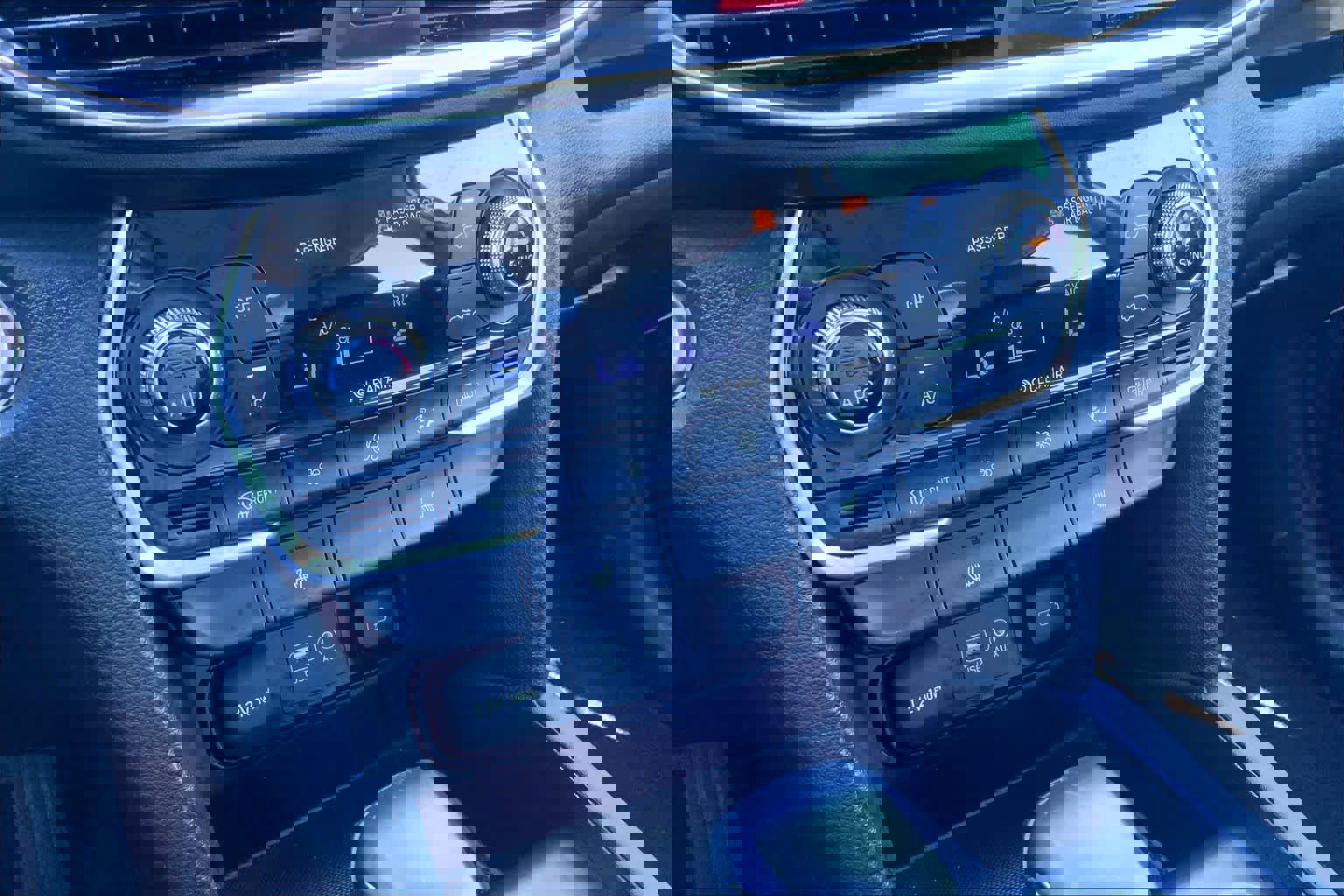 Used 2019 Hyundai Santa Fe SEL image 33