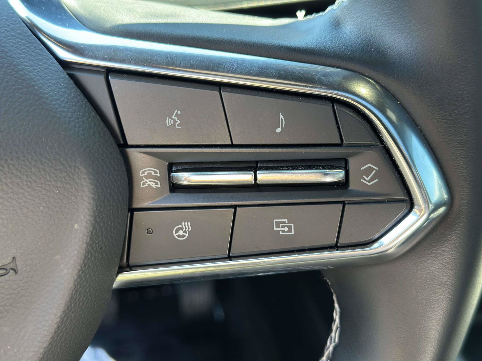Used 2024 Chevrolet Blazer EV LT AWD/4WD image 18