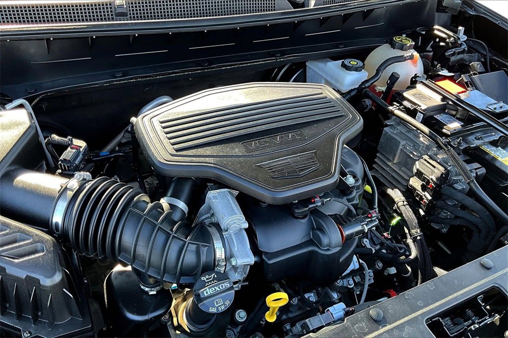 Certified 2023 Cadillac XT6 Sport w/ Platinum Package image 29