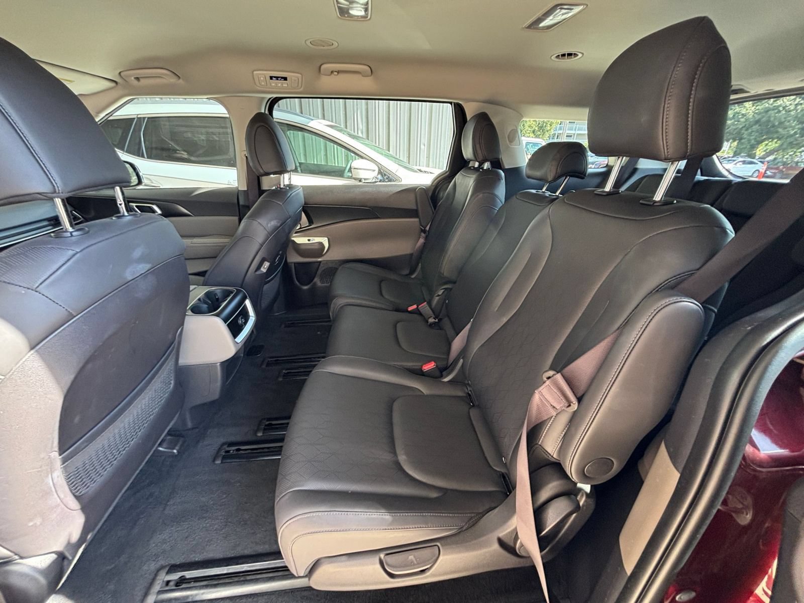 Used 2026 Kia Carnival FWD image 28