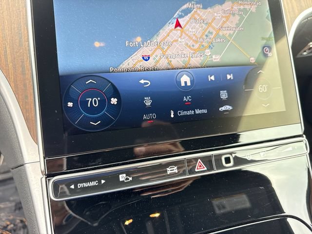 Used 2024 Mercedes-Benz CLE 450 4MATIC Cabriolet image 19
