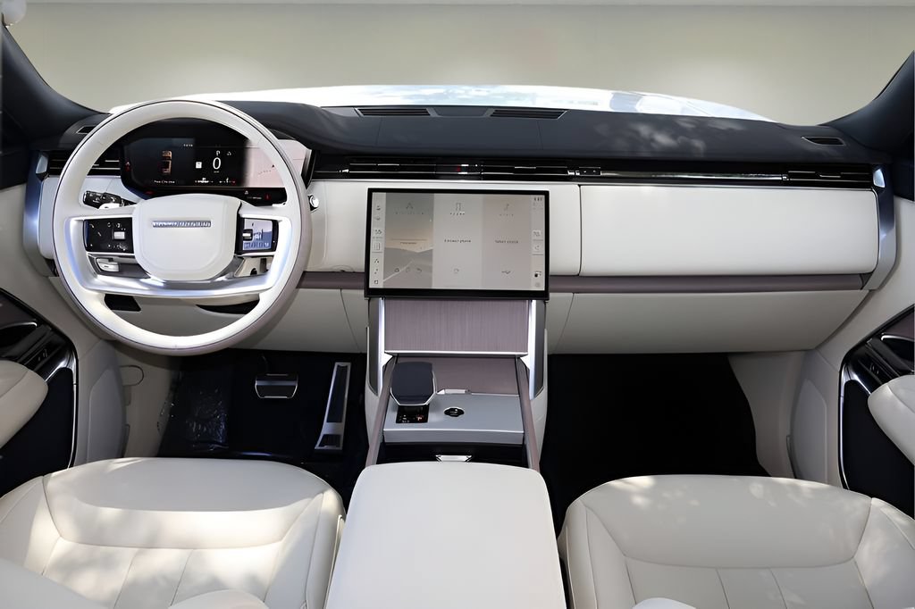 New 2026 Land Rover Range Rover SE AWD/4WD image 13