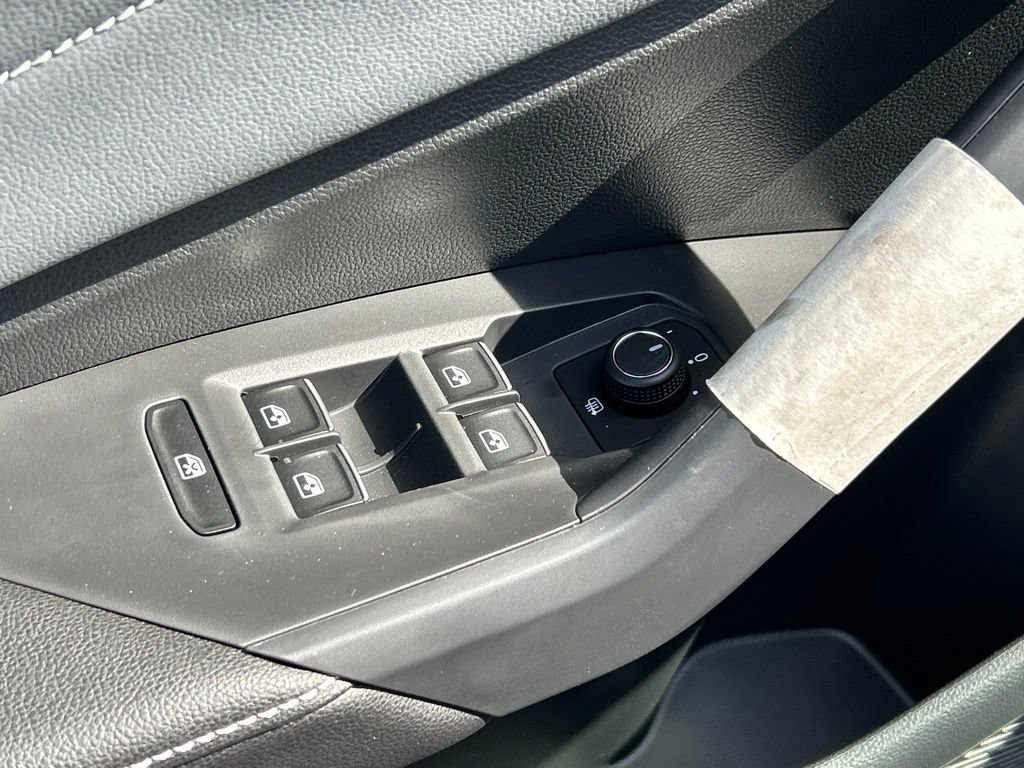 New 2026 Volkswagen Jetta SEL FWD image 19