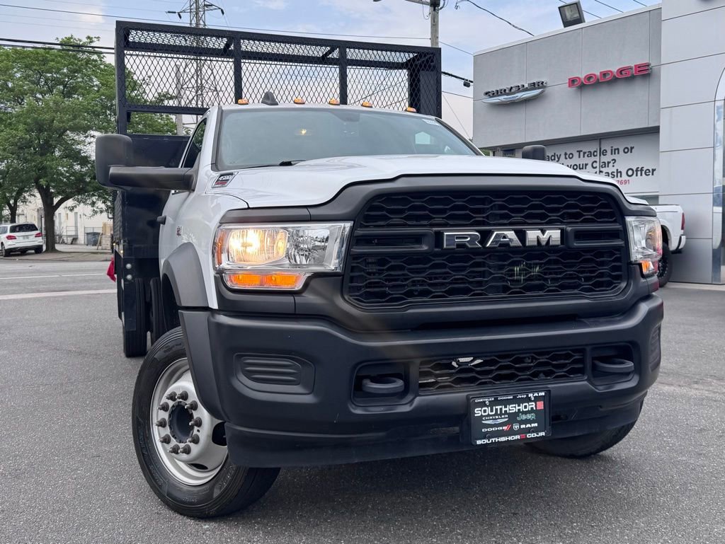 Used 2021 RAM 4500 Tradesman RWD image 2