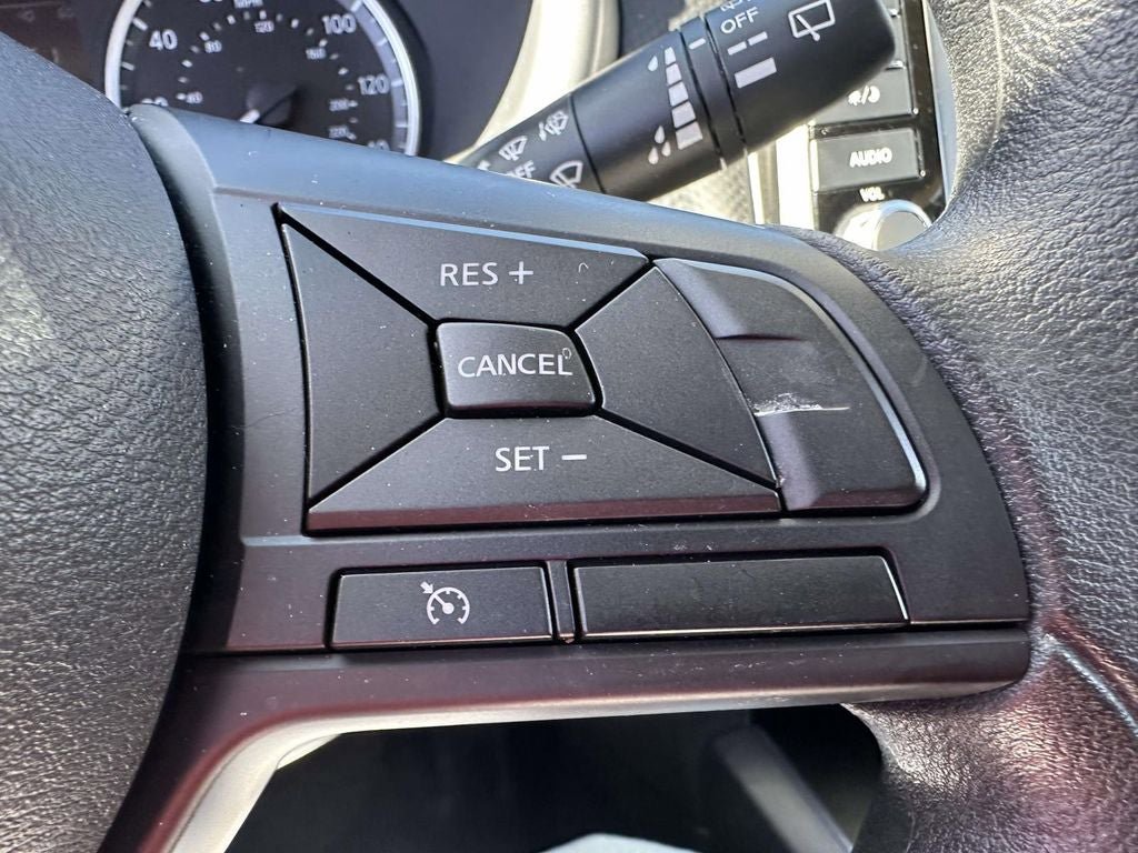 Used 2024 Nissan Kicks S FWD image 28