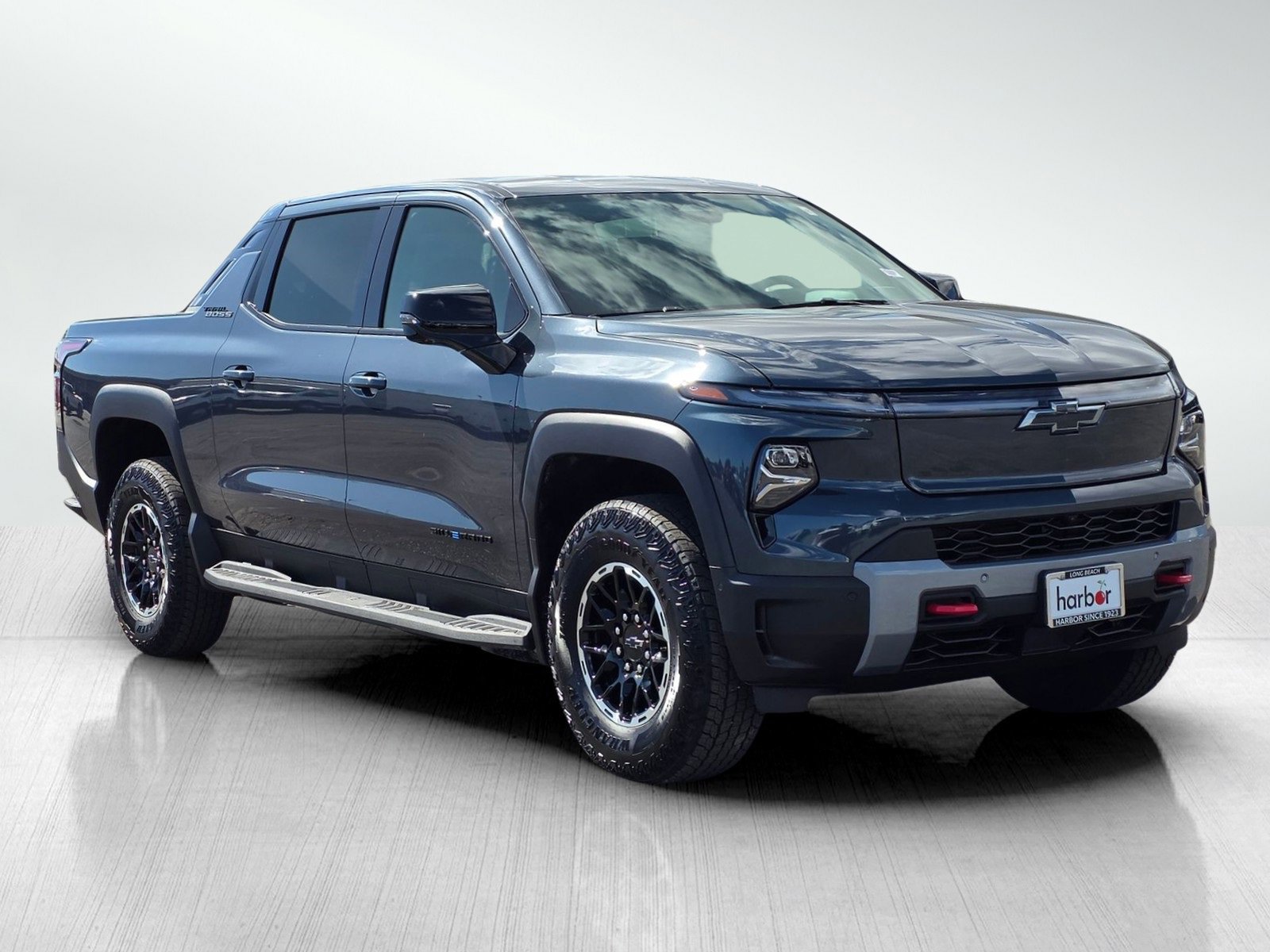 New 2026 Chevrolet Silverado EV Trail Boss w/ Premium Package image 2