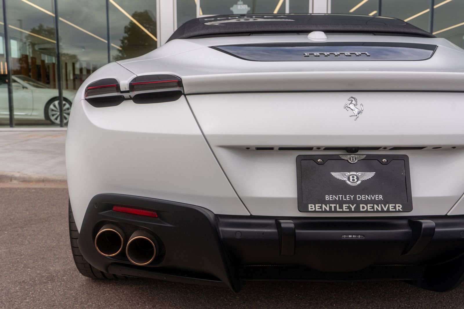 Used 2024 Ferrari Roma Spider image 19