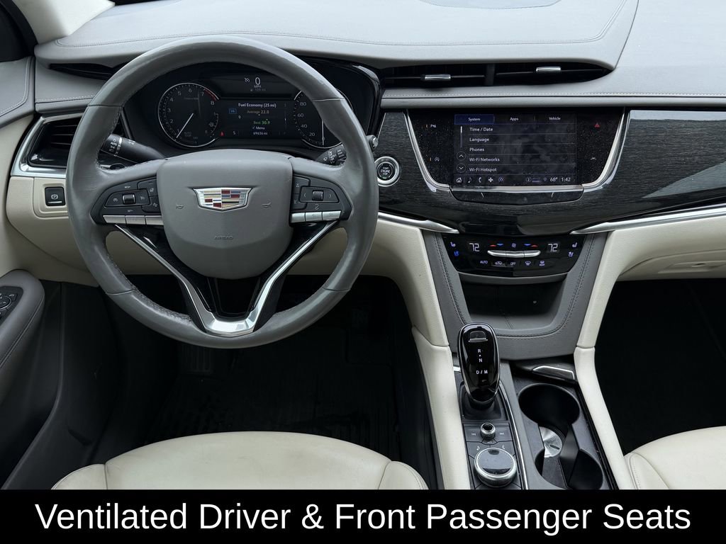 Used 2021 Cadillac XT6 Premium Luxury image 13