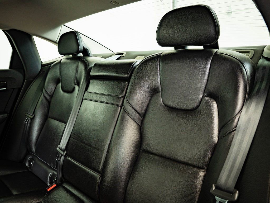 Used 2017 Volvo S90 T5 Momentum w/ Vision Package image 42