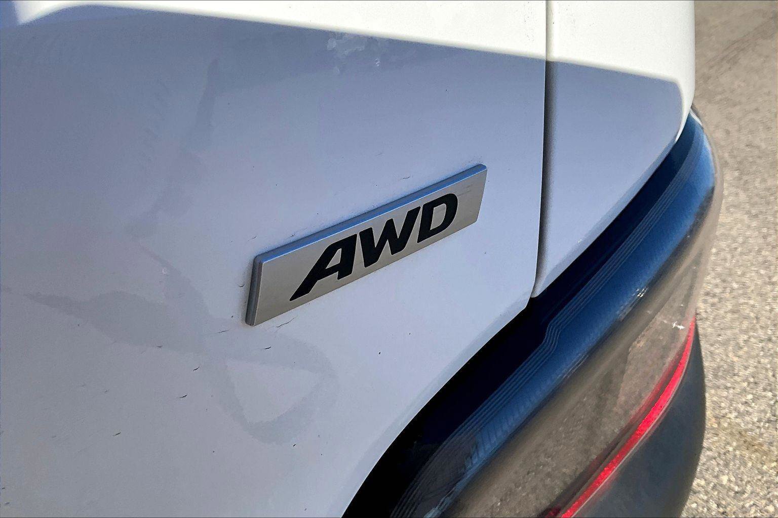 Used 2023 Hyundai Kona SEL w/ Cargo Package image 8