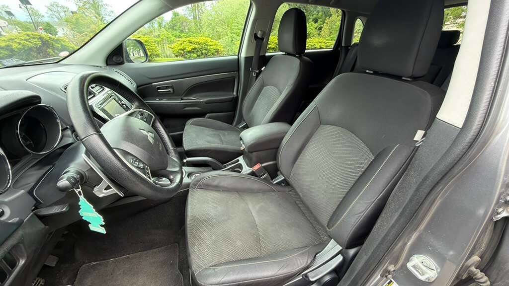 Used 2015 Mitsubishi Outlander Sport SE AWD/4WD image 13