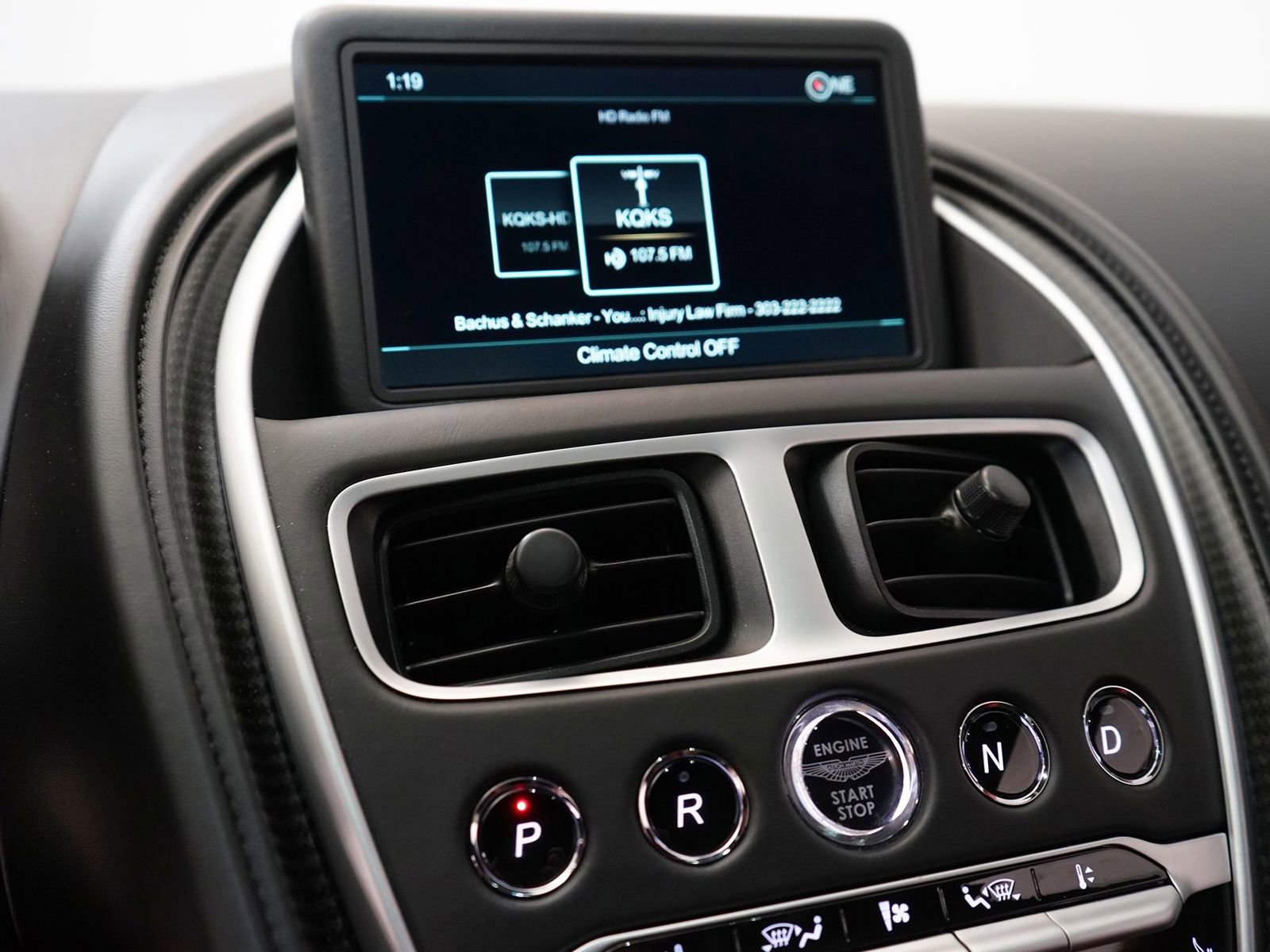 Used 2018 Aston Martin DB11 V12 image 19