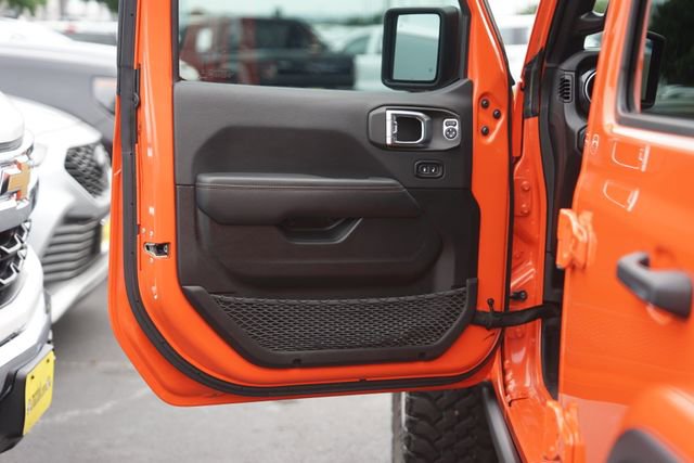 Used 2023 Jeep Wrangler Unlimited Rubicon 392 w/ Trailer Tow Package AWD/4WD image 32