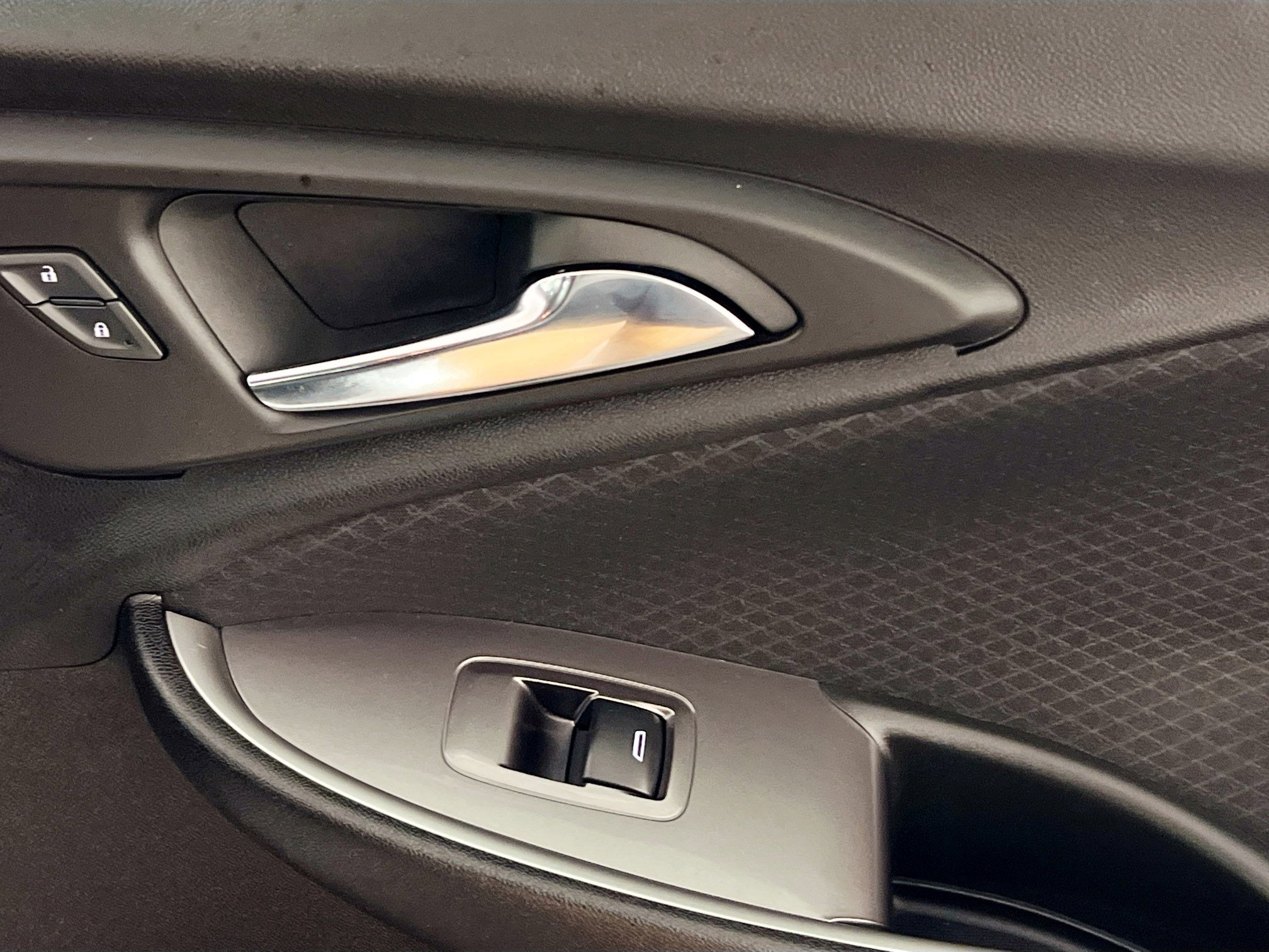 Used 2024 Chevrolet Malibu LT image 32