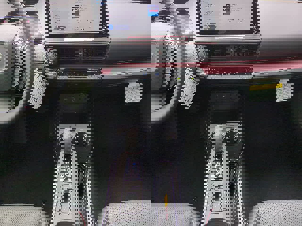 New 2026 Toyota Prius Plug-In Hybrid FWD image 18