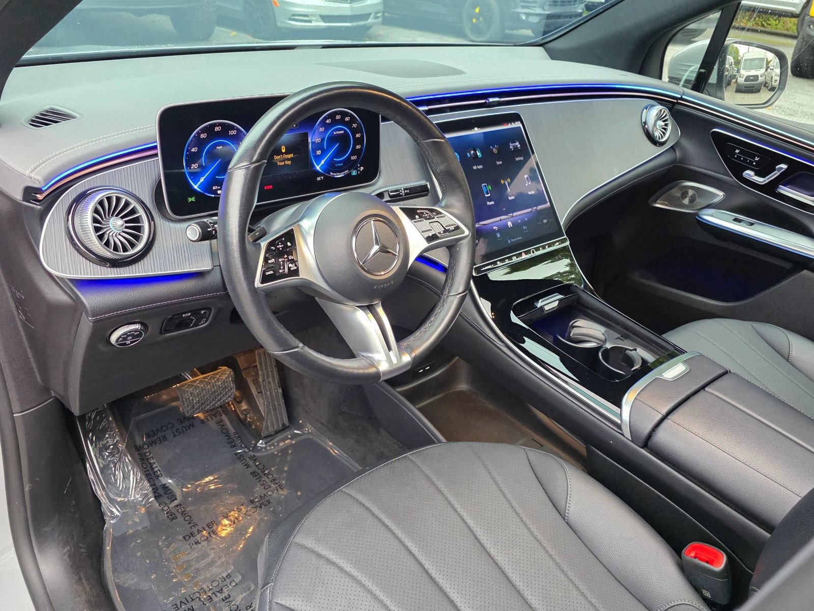 Used 2023 Mercedes-Benz EQE 350+ 4MATIC SUV w/ Exclusive Trim Package image 12